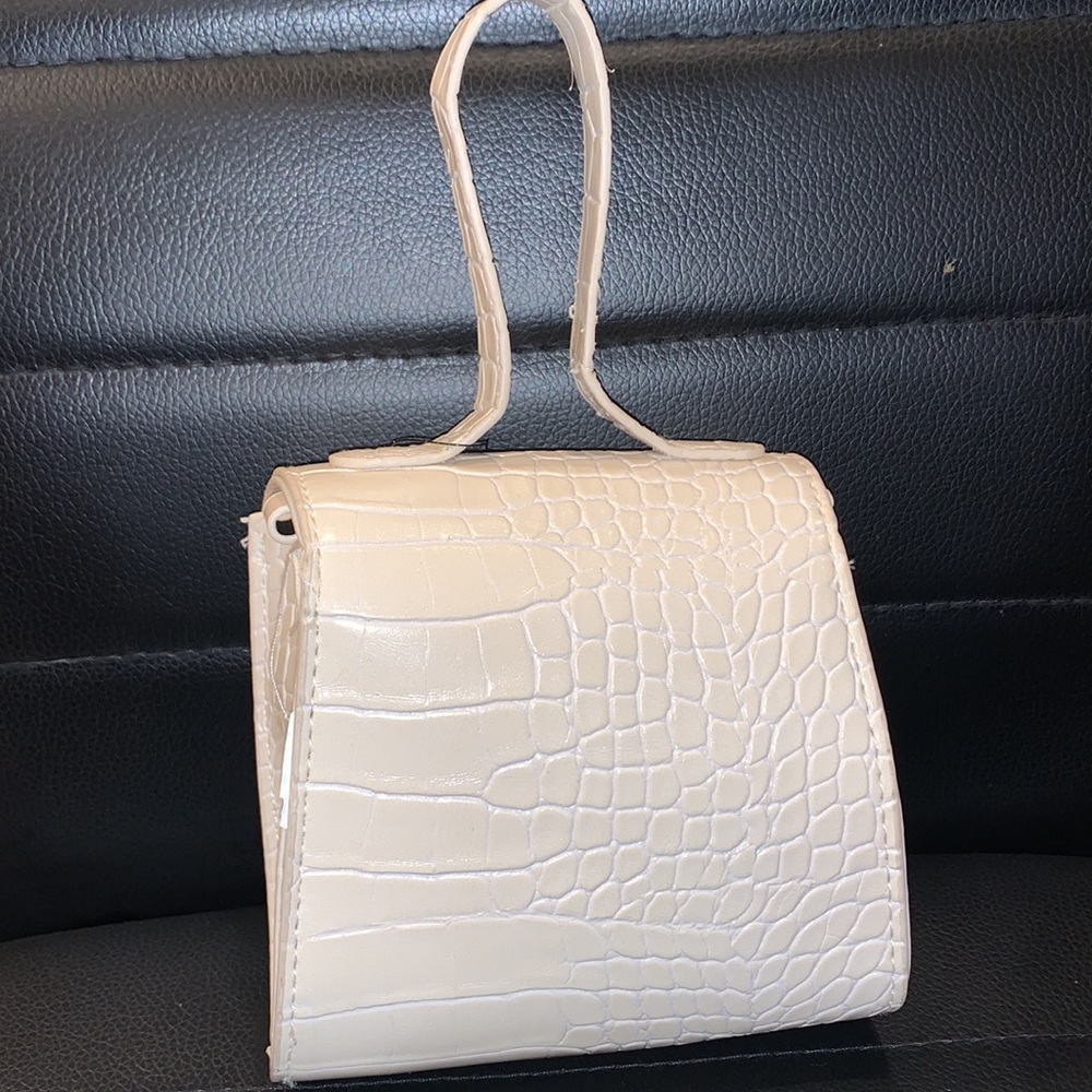 Small Purse - Picture 2 of 3